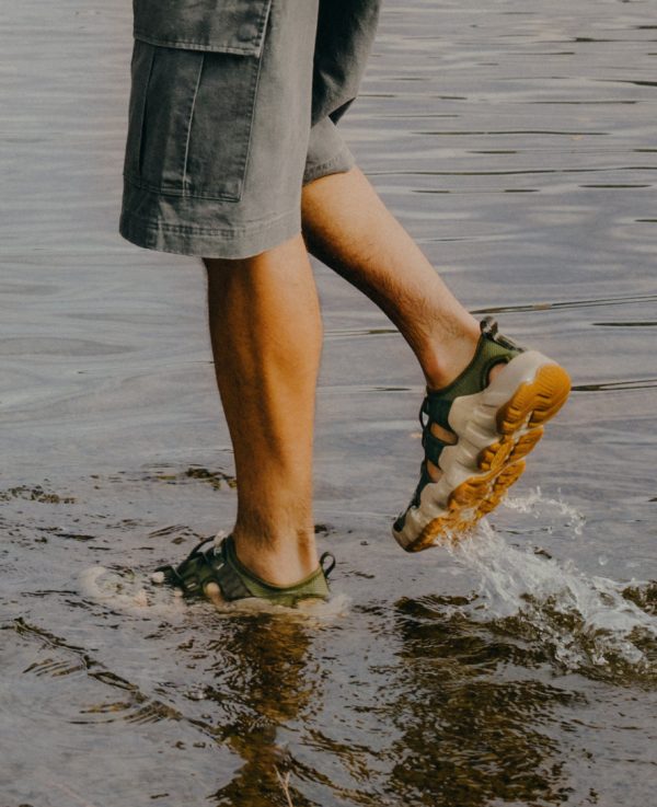 Men's Hyperport H2 Sandal  |  Magnet/Black